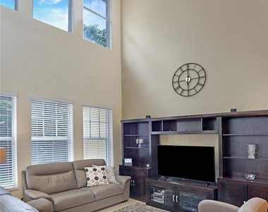 5715 Nw 119th Terrace - Photo Thumbnail 8