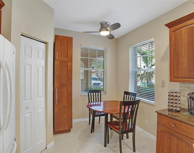 5715 Nw 119th Terrace - Photo Thumbnail 16
