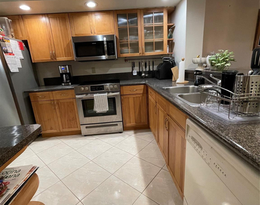 16141 Blatt Boulevard - Photo Thumbnail 11