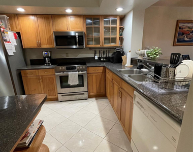 16141 Blatt Boulevard - Photo Thumbnail 9