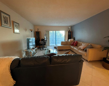 16141 Blatt Boulevard - Photo Thumbnail 17