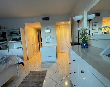 16141 Blatt Boulevard - Photo Thumbnail 35