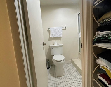16141 Blatt Boulevard - Photo Thumbnail 38