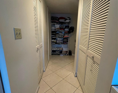 16141 Blatt Boulevard - Photo Thumbnail 32