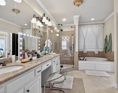5801 Hillcrest Avenue - Photo Thumbnail 5