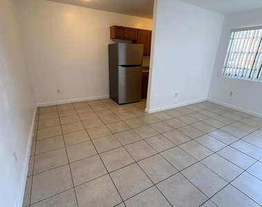750 Nw 56th Street - Photo Thumbnail 5