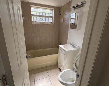750 Nw 56th Street - Photo Thumbnail 7