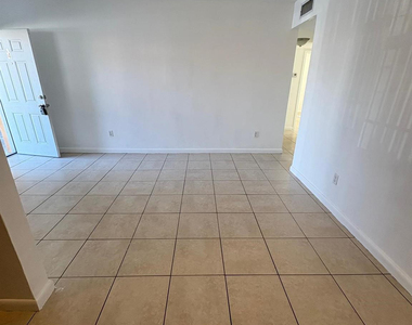 750 Nw 56th Street - Photo Thumbnail 6