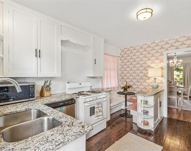 3417 Westcliff Road S - Photo Thumbnail 16