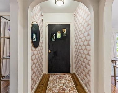 3417 Westcliff Road S - Photo Thumbnail 5