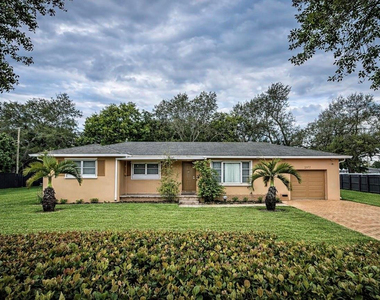 2970 Griffin Road - Photo Thumbnail 1