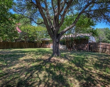 7801 Summerglen Road - Photo Thumbnail 36