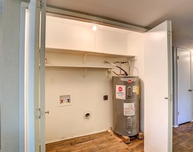 7801 Summerglen Road - Photo Thumbnail 34