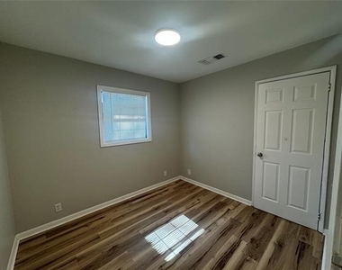 9434 Palmetto Lane - Photo Thumbnail 19