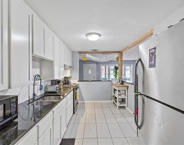4228 Winfield Avenue - Photo Thumbnail 8