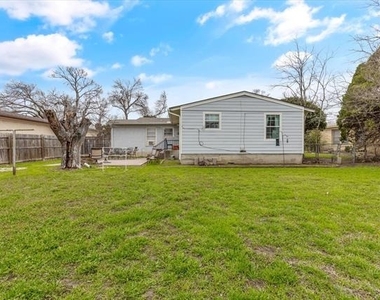 4228 Winfield Avenue - Photo Thumbnail 24