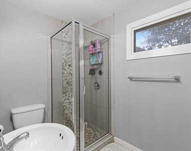 4228 Winfield Avenue - Photo Thumbnail 17