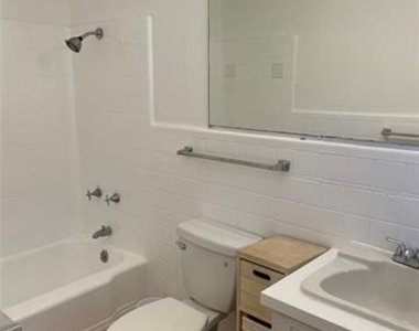3563 South Drive - Photo Thumbnail 6