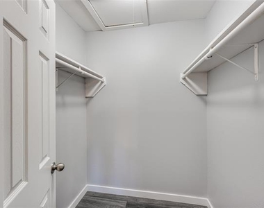 5725 Harvest Hill Road - Photo Thumbnail 10