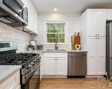 3524 Donovan Place - Photo Thumbnail 17