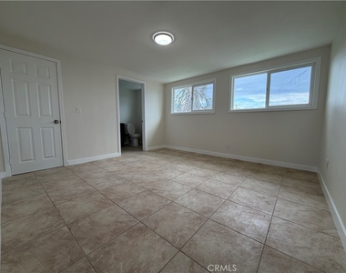 649 E 87th - Photo Thumbnail 10