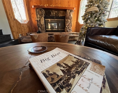 145 Pinon Place - Photo Thumbnail 8
