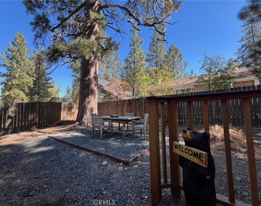 145 Pinon Place - Photo Thumbnail 36