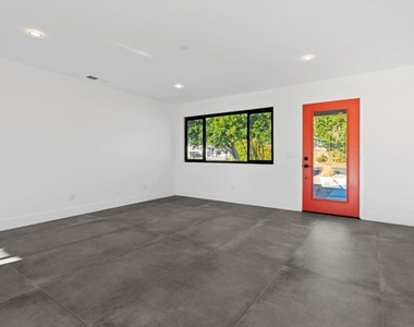 2600 N Chuperosa Road - Photo Thumbnail 15