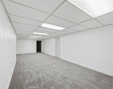 1200 Cedar Avenue - Photo Thumbnail 25
