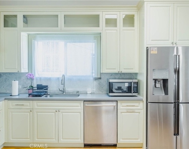 1275 W 23rd - Photo Thumbnail 16
