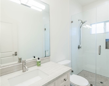 1275 W 23rd - Photo Thumbnail 17