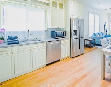 1275 W 23rd - Photo Thumbnail 12