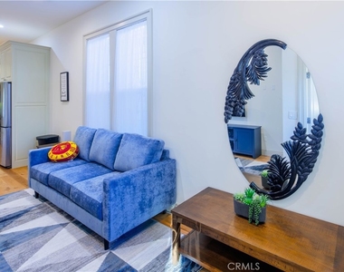 1275 W 23rd - Photo Thumbnail 5