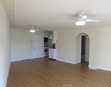 2035 4th Street - Photo Thumbnail 3