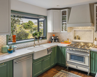 3340 Durand Drive - Photo Thumbnail 16
