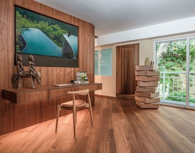 101 Ocean Avenue - Photo Thumbnail 8