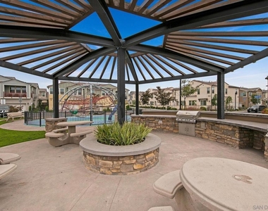 1257 Calle Datura - Photo Thumbnail 25