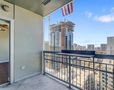 300 W Beech St - Photo Thumbnail 21