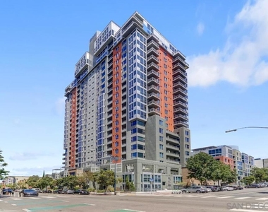 300 W Beech St - Photo Thumbnail 27