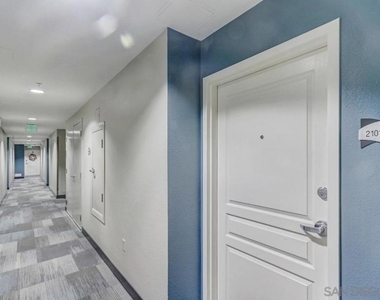 300 W Beech St - Photo Thumbnail 22