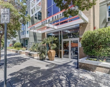 300 W Beech St - Photo Thumbnail 26