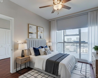 300 W Beech St - Photo Thumbnail 16