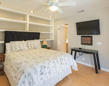 46631 Arapahoe Lane - Photo Thumbnail 11