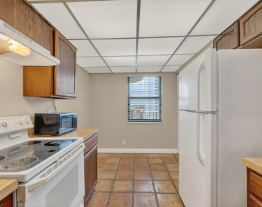 2029 N Ocean Boulevard - Photo Thumbnail 15