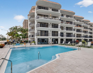 2029 N Ocean Boulevard - Photo Thumbnail 32