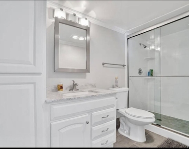 300 Croton Avenue - Photo Thumbnail 15