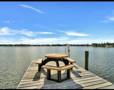 300 Croton Avenue - Photo Thumbnail 21