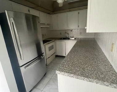 66 Easthampton C - Photo Thumbnail 18