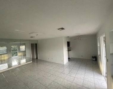66 Easthampton C - Photo Thumbnail 14