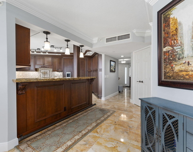 9600 S Ocean Drive - Photo Thumbnail 11